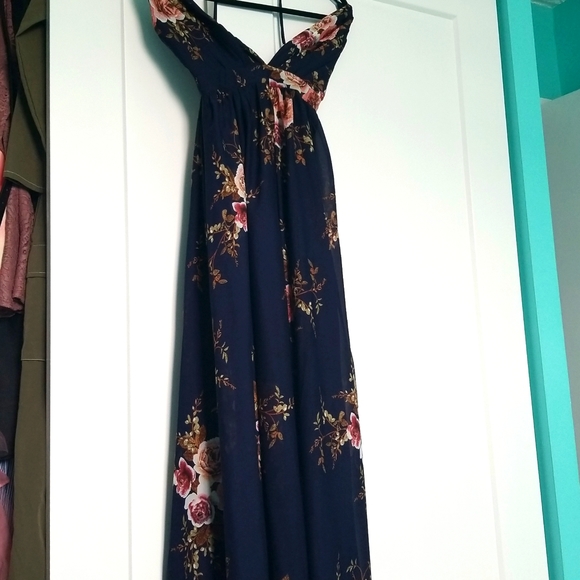 Floral dress - Picture 2 of 3